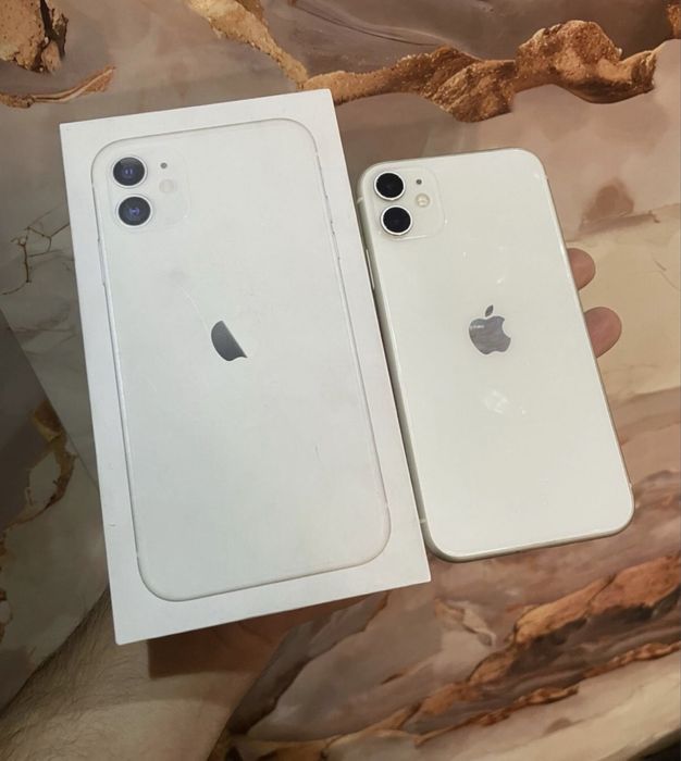 Продам телефон Айфон 11