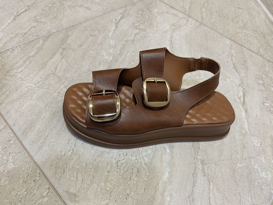 Ленти дамски ЧИСТО НОВИ сандали.