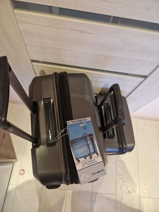 Комплект куфари на Samsonite - нови