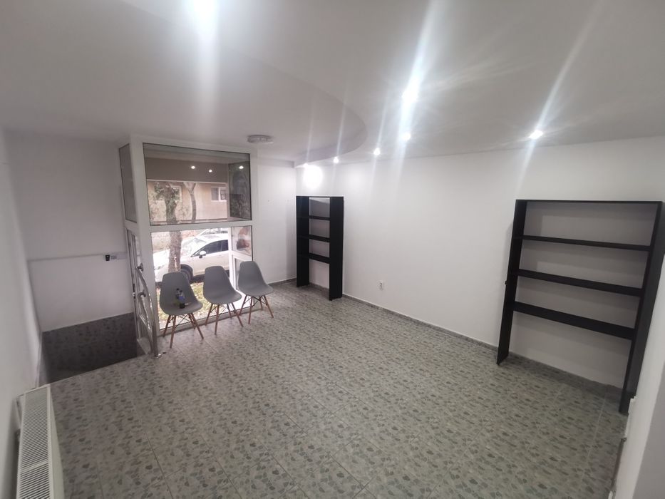 Cabinet/ spatiu Micro 17