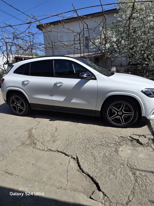 MERCEDES GLA de vinzare