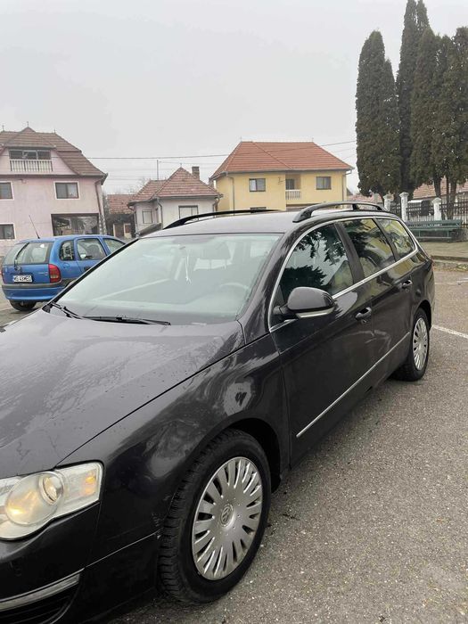 Vând Vw passat 1.9 an 2008