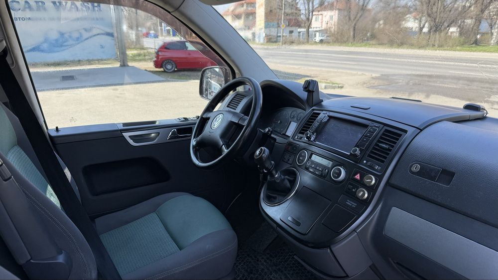 Фолксваген Мултиван 2003г