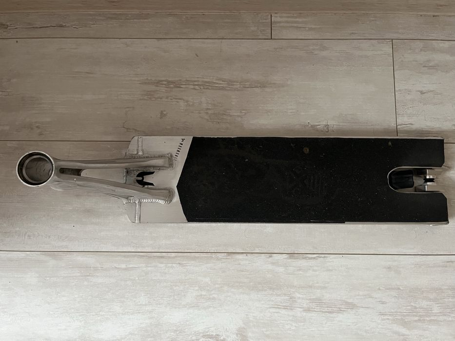 Lindworm v4 5,9 21 9/10