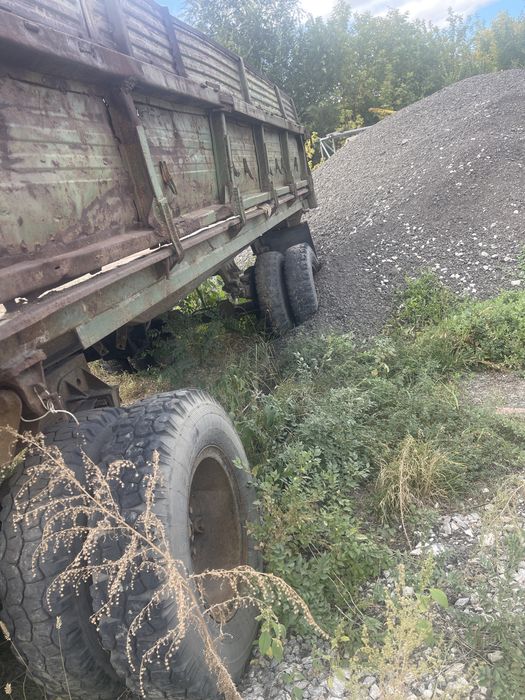 Продам прицеп на камаз