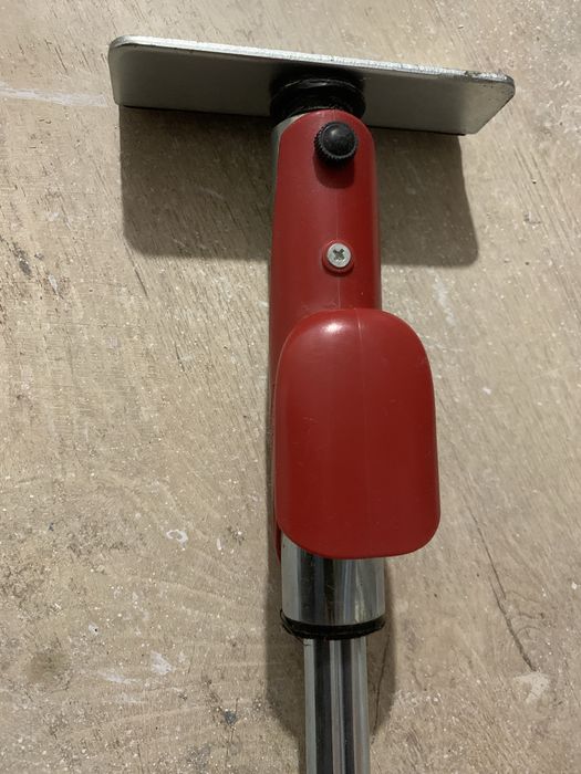 Ciocan imbinarea parchetului lamelar