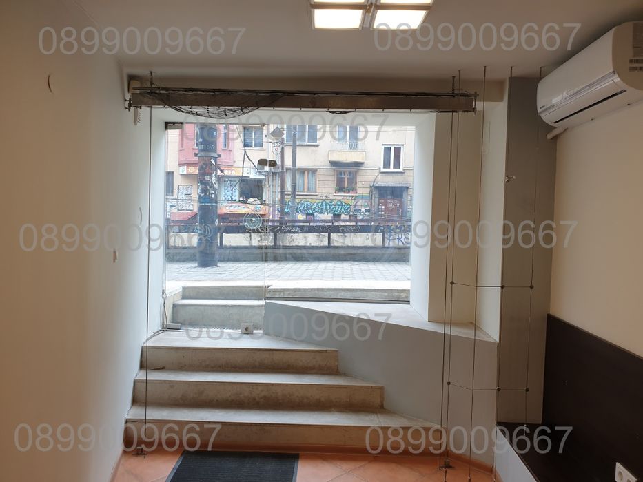 Дава се под наем Магазин в София, Медицинска академия - 12 кв.м за 360 € - Снимка #5