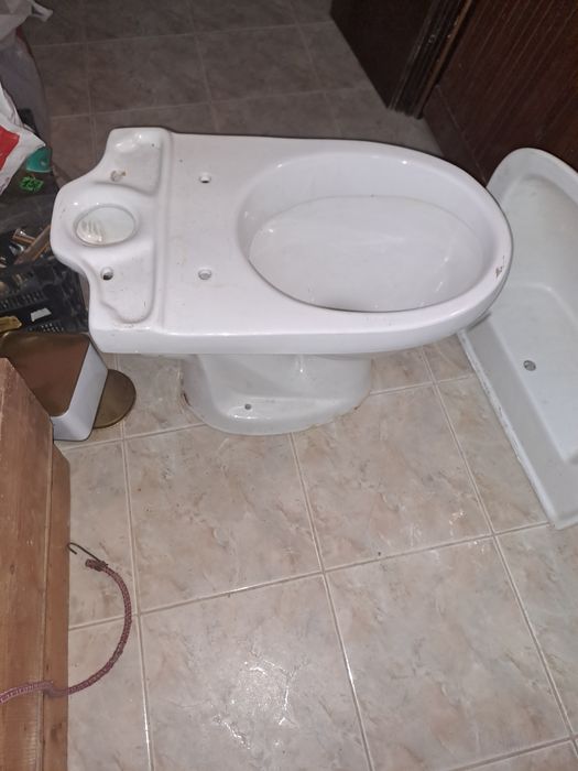 Гърнета,мивки,казанче за гърне и ботуш за под мивка