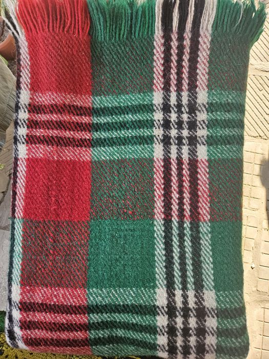 Вълнени родопски одеяла