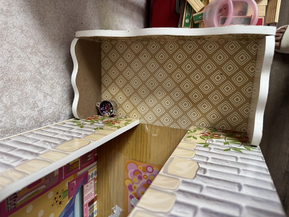 Кукольный домик из дерева