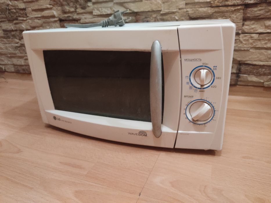Микроволновая LG