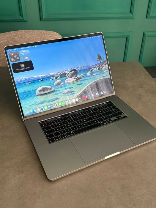 Laptop MacBook Pro 16" - Intel Core i9, 16GB RAM, 1TB SSD (Dual Boot macOS Tahoe & Windows 11 Pro)