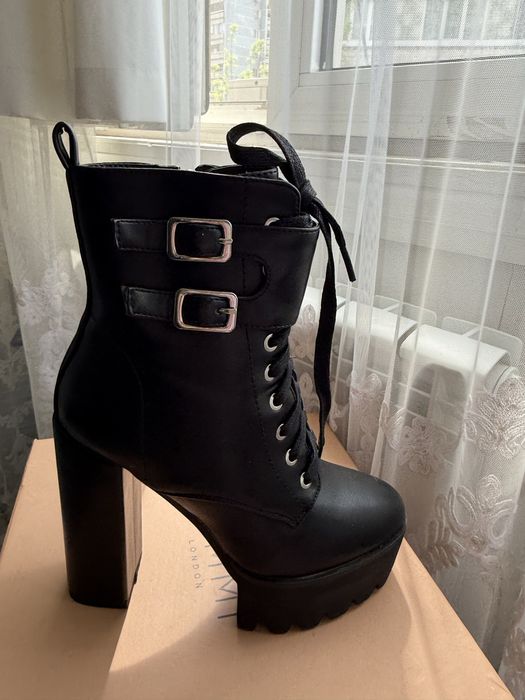 Ботильоны на платформе, чёрные