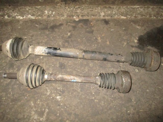 Planetara stanga dreapta Vw Polo 6n an 1994-2000 motor 1,4 benzina