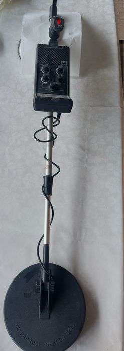 Detector de metale