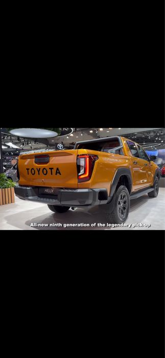 Generația nouă , Toyota Hilux Invincible 2.8 D, 48V Mild Hybrid