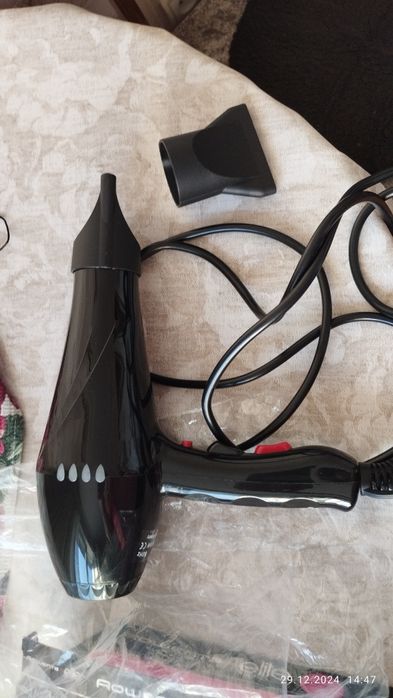 Продам фен BENE складной