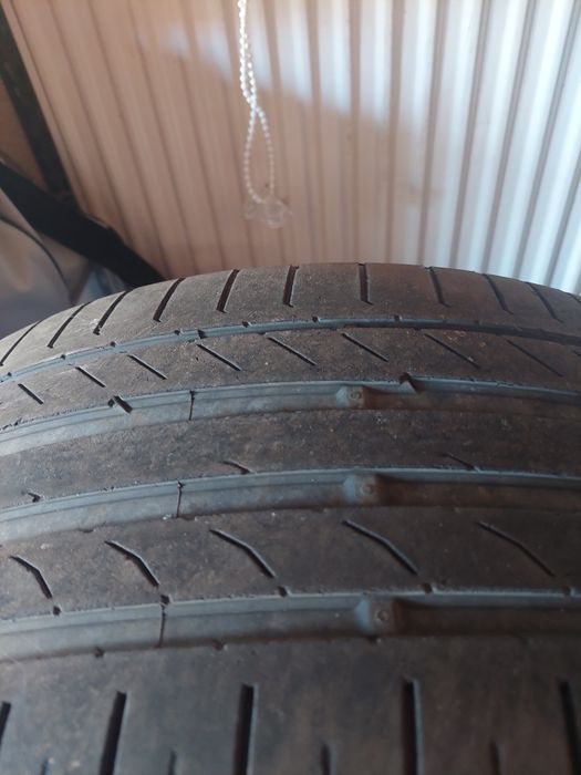 anvelopa continental 225 /45/18