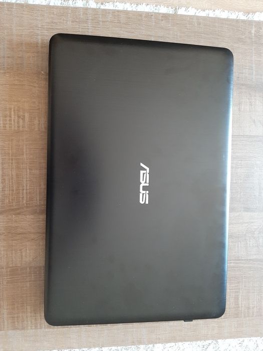 Laptop Asus X541U i5-7200U, 4gb, 256G SSD