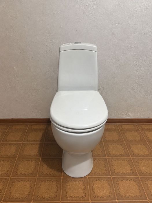 Продам унитаз б/у