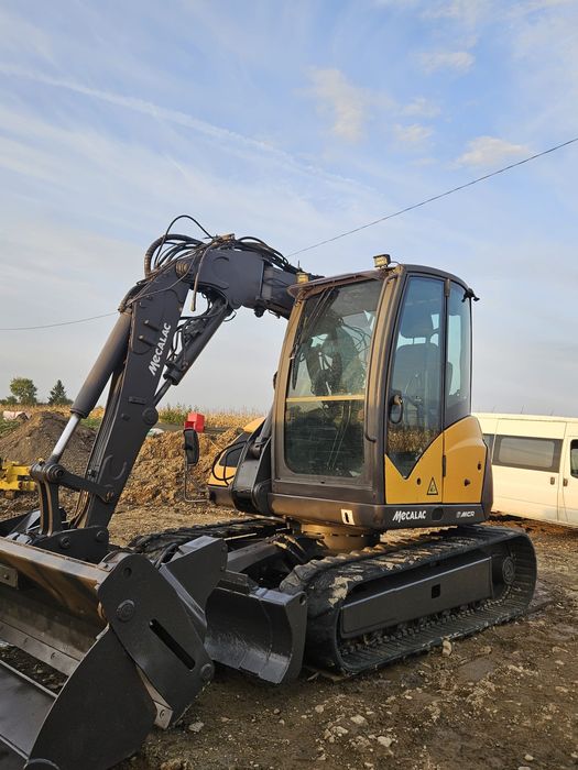 Excavator Mecalac 8MCR