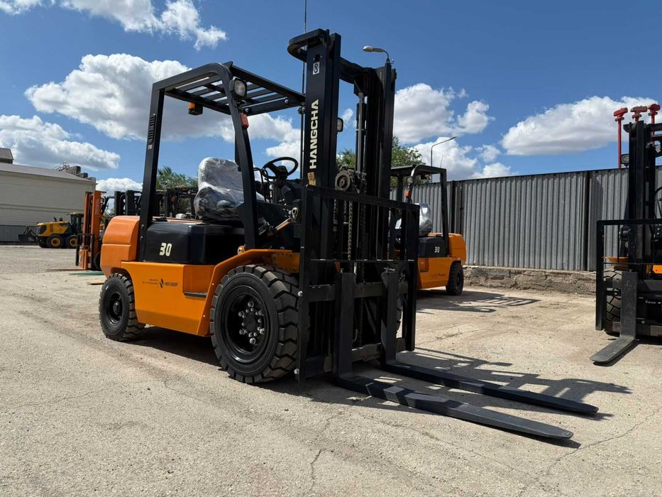 Вилочный погрузчик НС