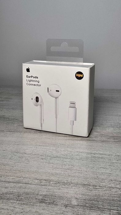 Проводные наушники Apple EarPods Lightning Connector