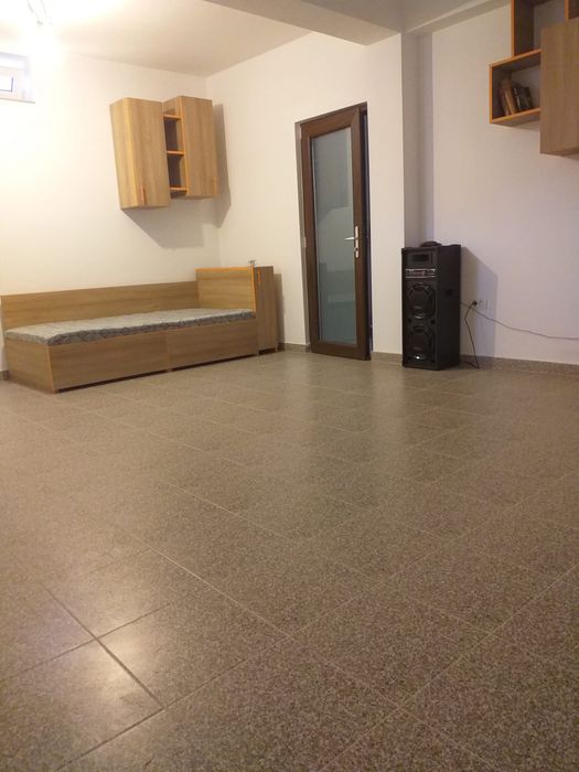 Inchiriez vila D +P+1E Mamaia Nord