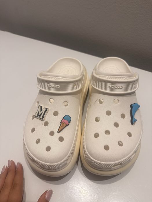 Продам crocs на подошве