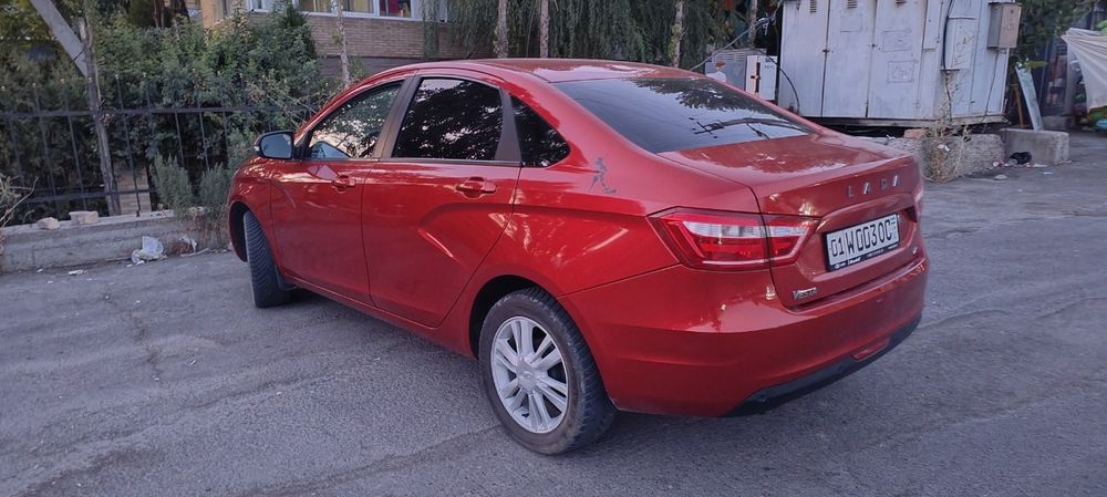 lada vesta 2018 yil.  robot karopka