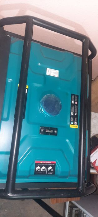 Бензиновый Генератор