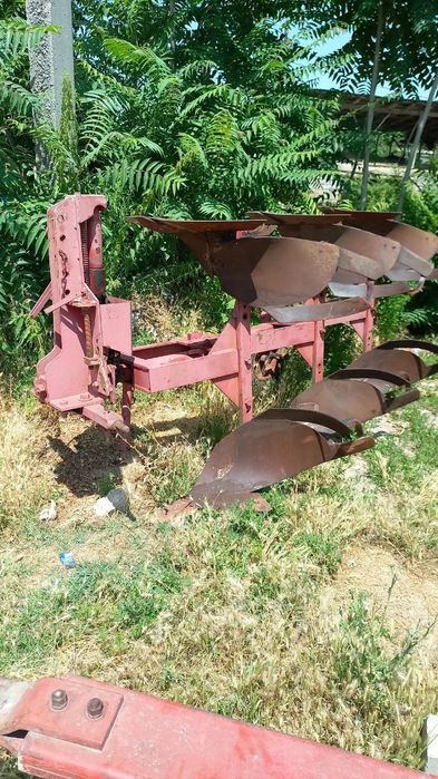 Плуг 3х рядный Европа