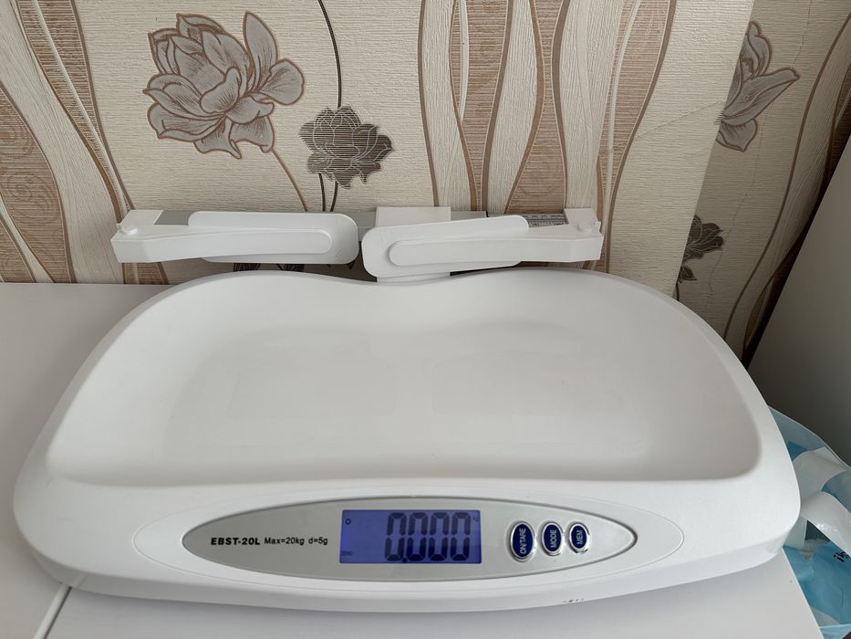 Весы для новорожденных