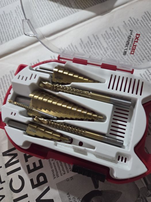 Сверло для металла и по дерево.