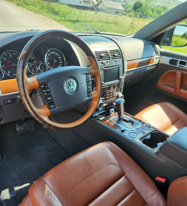 Volkswagen Touareg 3.0 tdi 2007 Individual stare foarte buna , fiscal