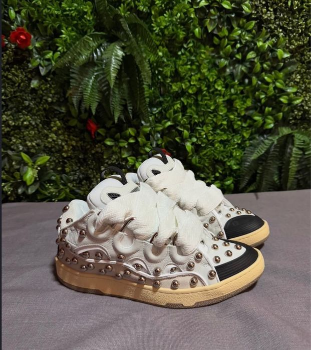 Adidasi lanvin curb