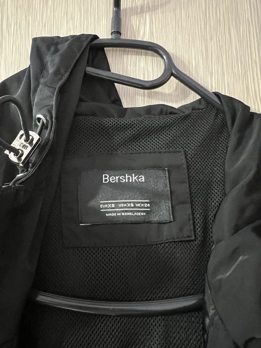 Пролетна парка Bershka XS