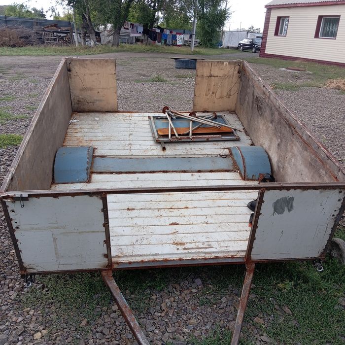 Продаю прицеп легковой