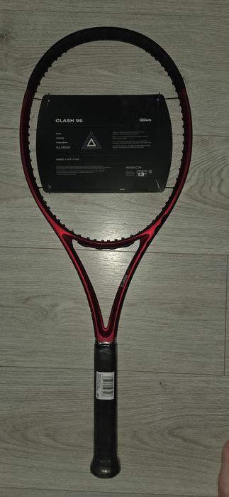 DOUA rachete Wilson Clash 98 V2.0 L3