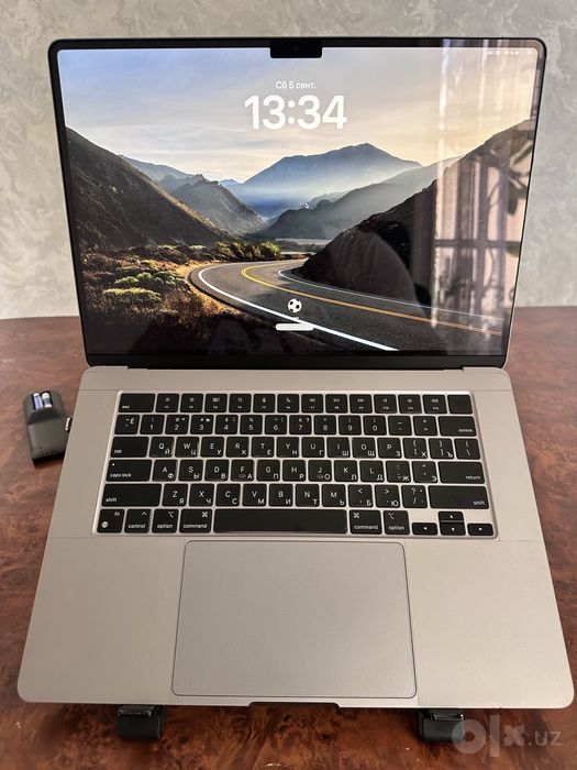 MacBook air m2 15 inch