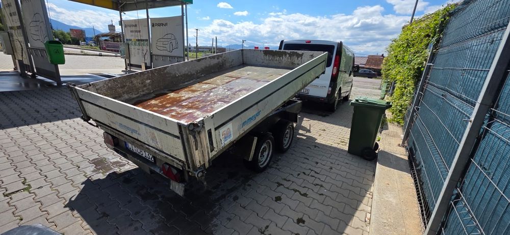 Remorcă basculabilă 2700kg An 2015 cilindru  basculare