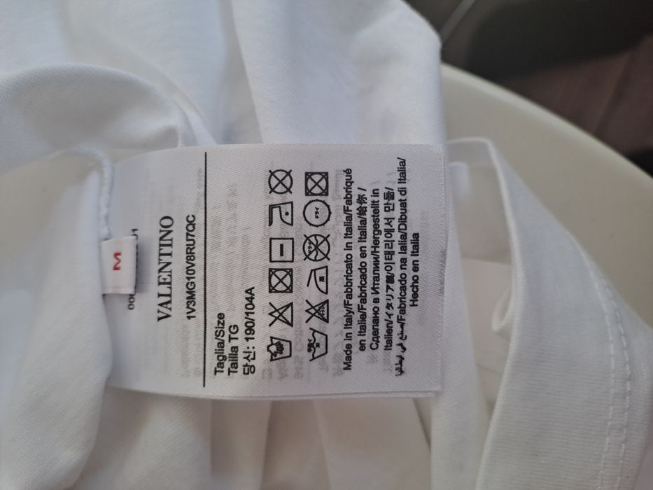 Vand tricou valentino