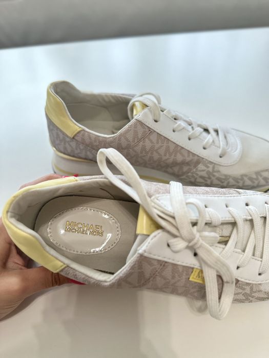 Обувки Michael Kors