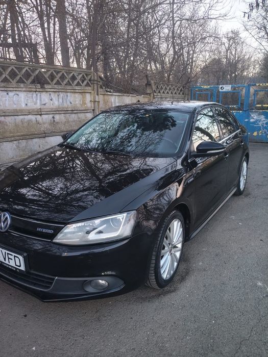 Vand\Schimb vw Jetta hybrid 2013
