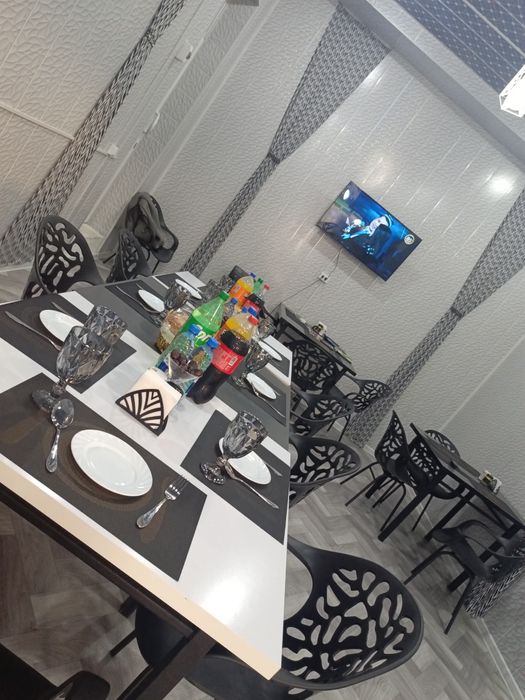 Zamonaviy stol-stul sotiladi