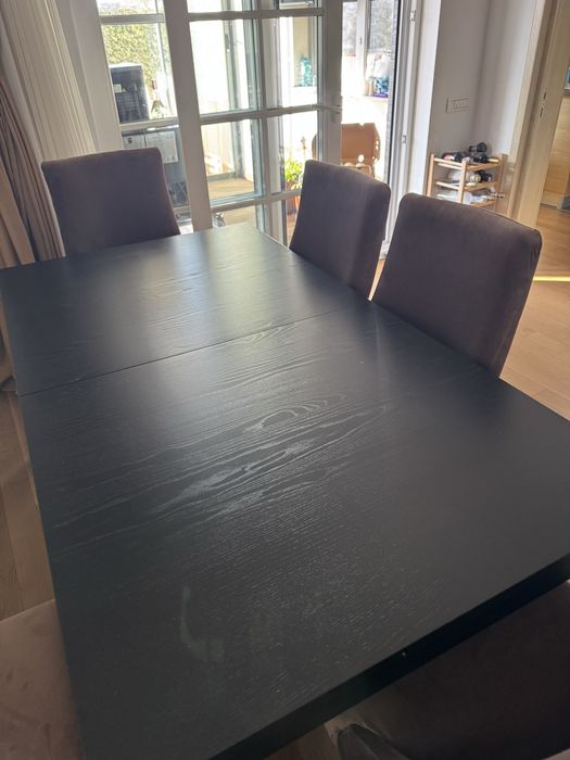 Masa extensibila cu 4 scaune