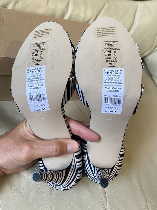 Dorothy perkins - дамски сандали /обувки на ток