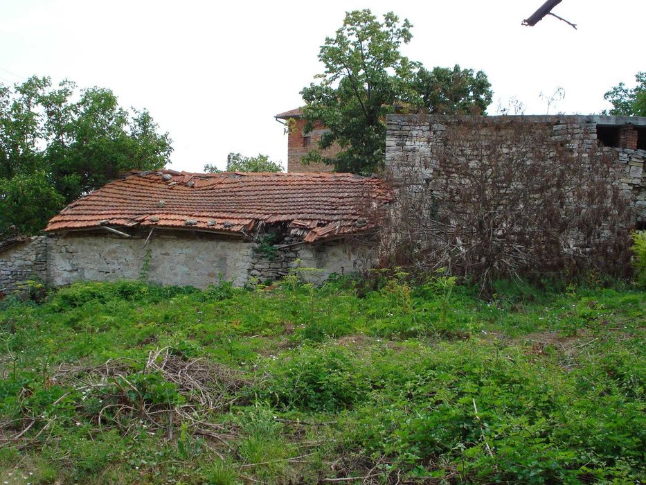 Продава се Парцел в Варна, Възраждане 1 - 1331 кв.м за 98 €/кв.м - Снимка #4