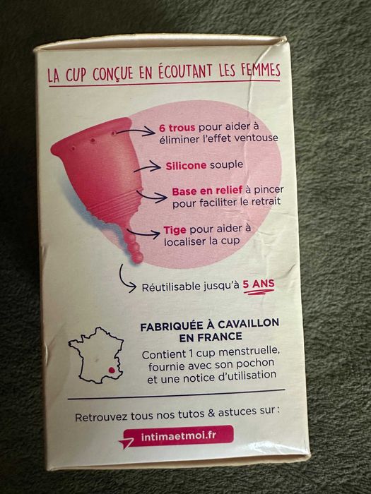 Cupa menstruala Intima