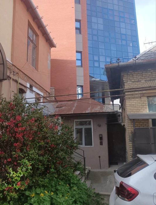 Vand Casa Centru langa UMF